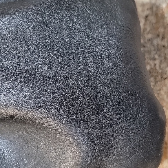 🌵MCM EUC Black Visetos Leather Drawstring Bucket Bag - Picture 7 of 14